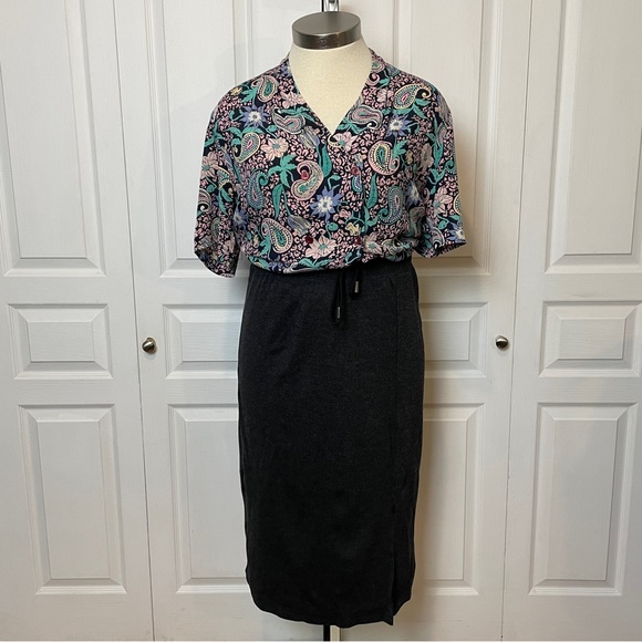 Double Breasted Retro Patterned Blouse - Picture 3 of 10